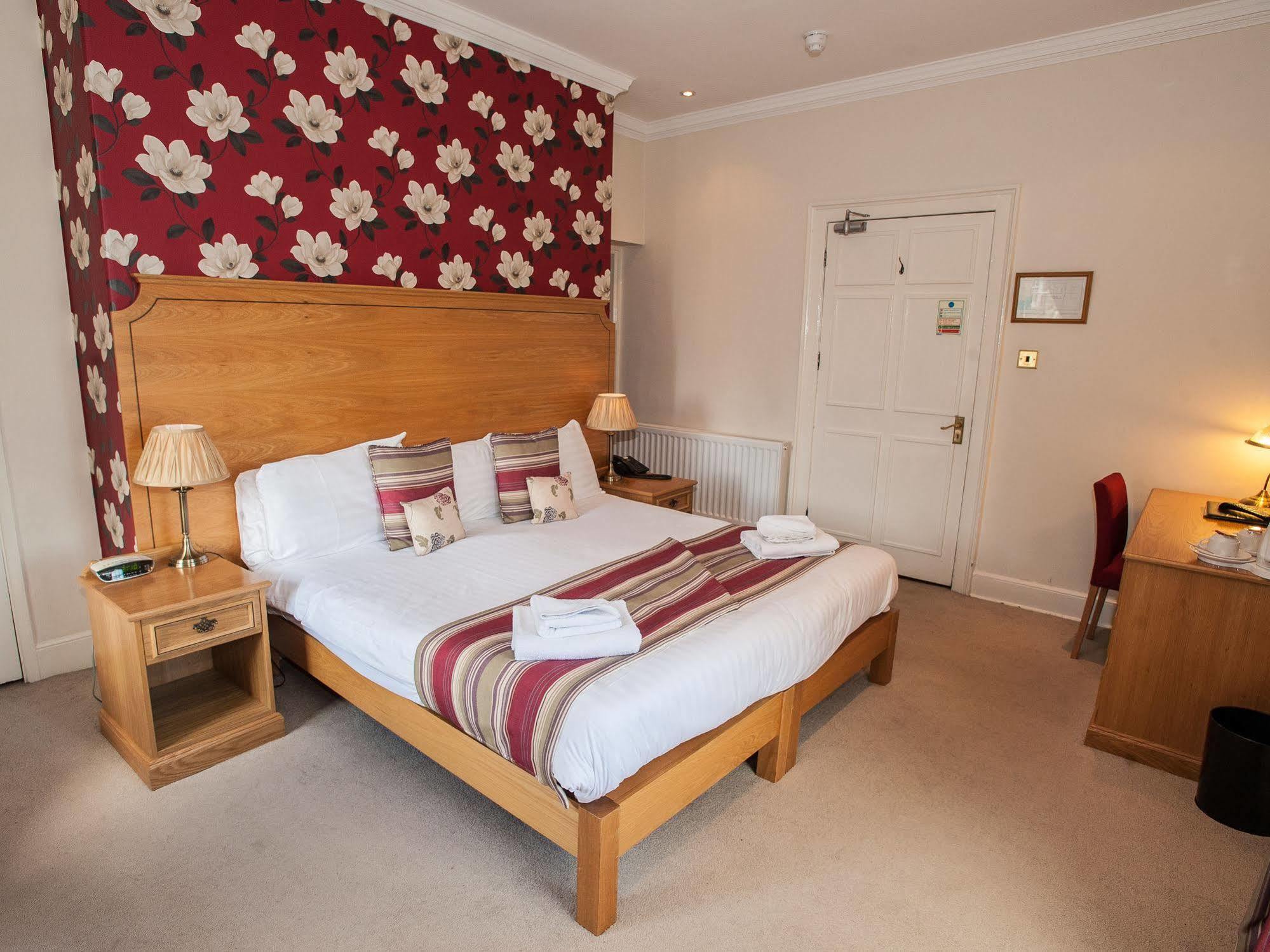 The Rutland Arms Hotel, Bakewell, Derbyshire Εξωτερικό φωτογραφία